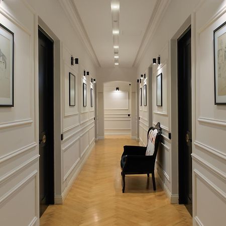 Arte Boutique Hotel Tiranë Luaran gambar