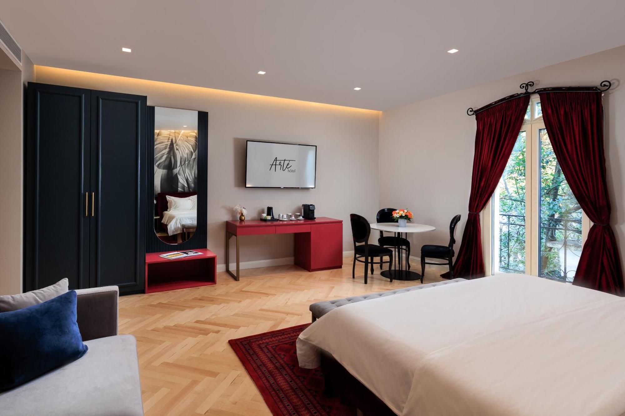 Arte Boutique Hotel Tiranë Luaran gambar
