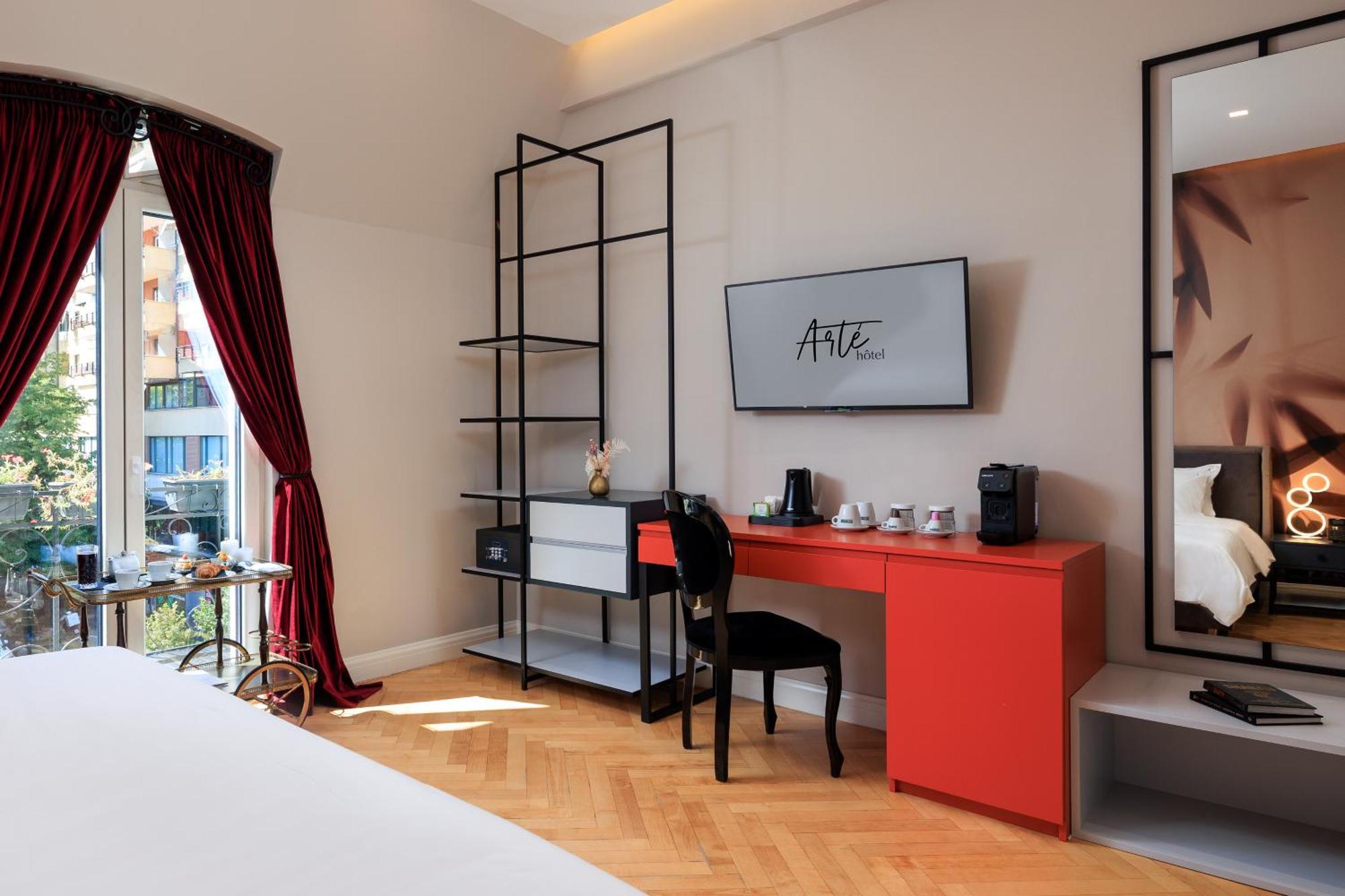 Arte Boutique Hotel Tiranë Luaran gambar