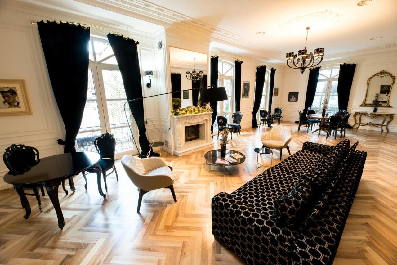 Arte Boutique Hotel Tiranë Luaran gambar